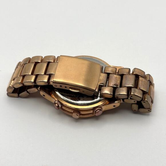 Retro Gold Geneva Men's Watch - Picture 4 of 4